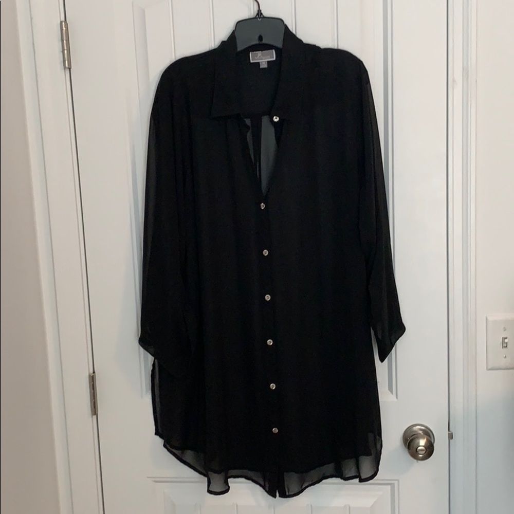 Extra long Black blouse